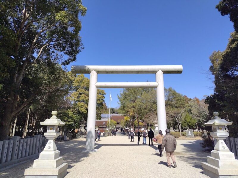 神様に呼ばれないと行けない関西の神社5選